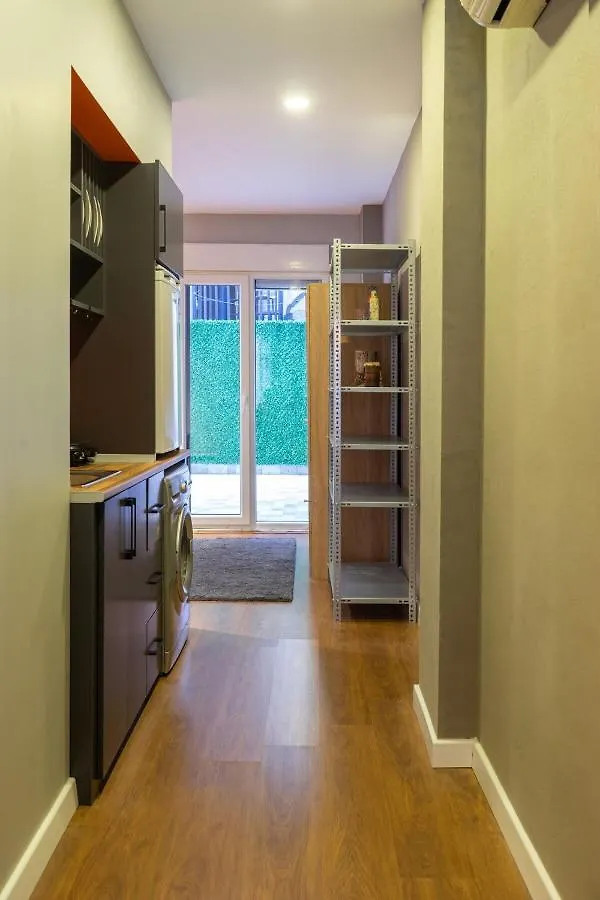 Cosy Flat With A Garden In Central Kadikoy İstanbul 0*,  Türkiye